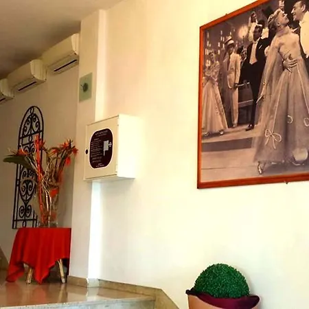 Hotel Galles 3*