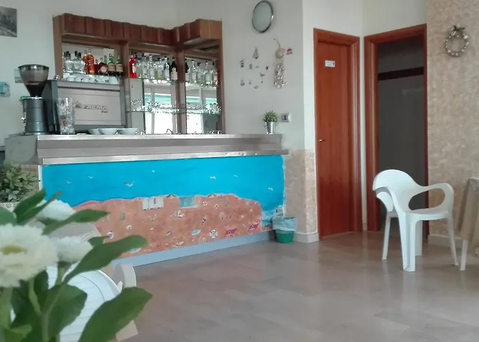 嘉莱士里米尼酒店 酒店 3*